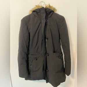 Uniqlo Winter Jacket - BARELY WORN